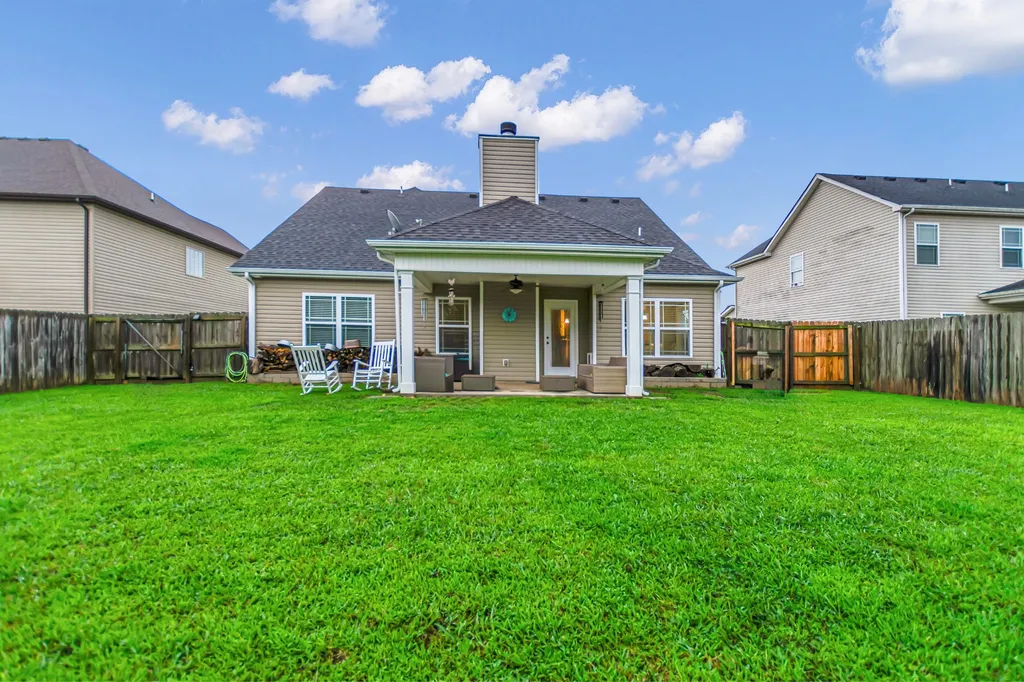 1907 Sunset Meadows Way Clarksville TN 37042