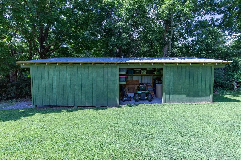 824 Dry Creek Road Goodlettsville TN 37072