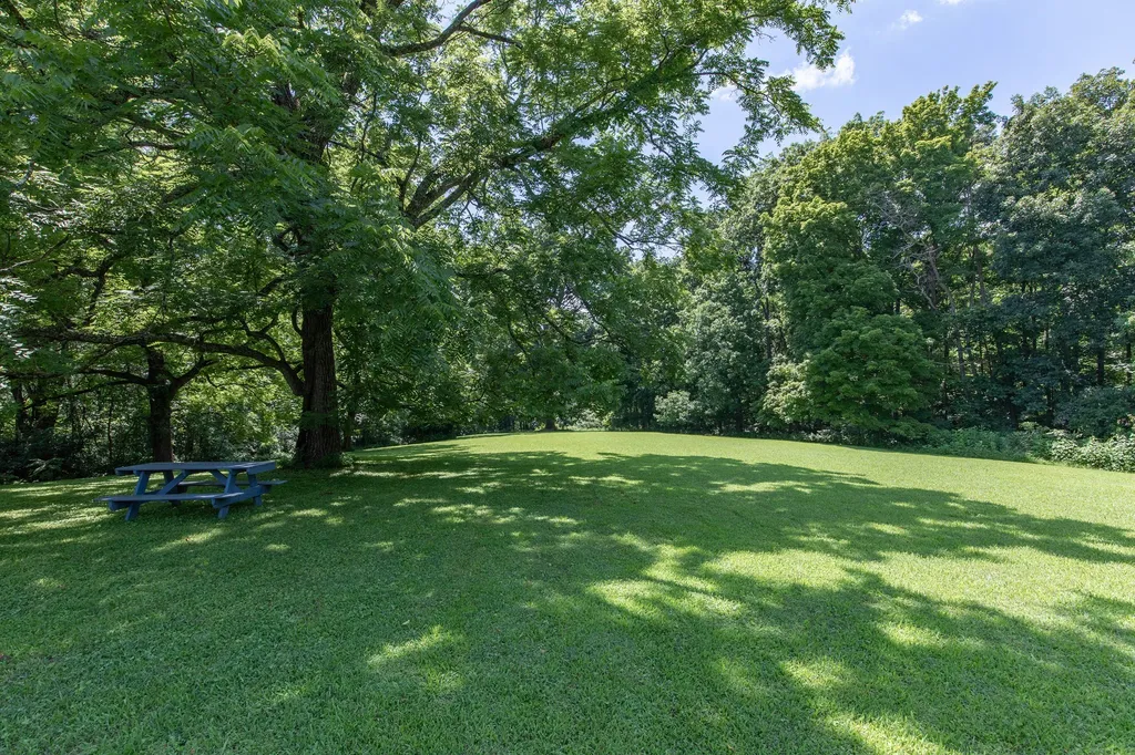 824 Dry Creek Road Goodlettsville TN 37072