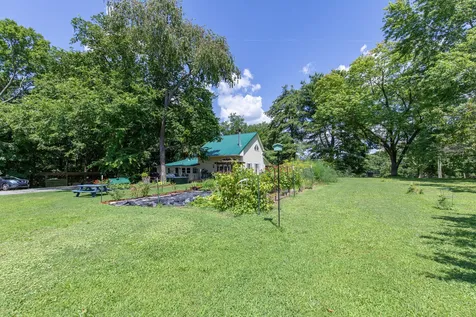 824 Dry Creek Road Goodlettsville TN 37072