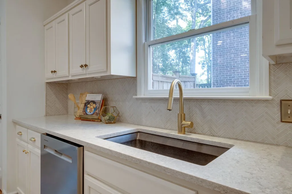6921 Collinswood Drive Nashville TN 37221