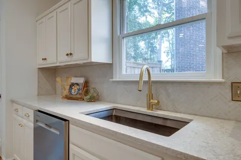 6921 Collinswood Drive Nashville TN 37221