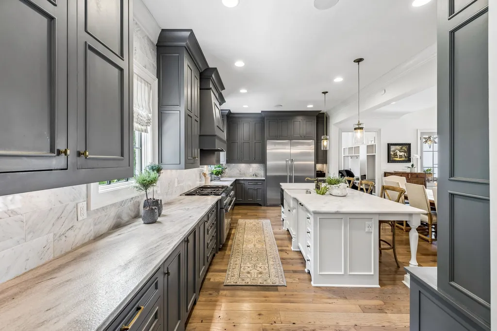 3719 Woodmont Boulevard Nashville TN 37215