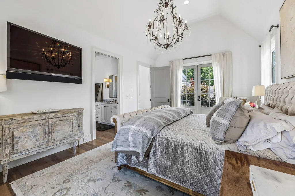 3719 Woodmont Boulevard Nashville TN 37215