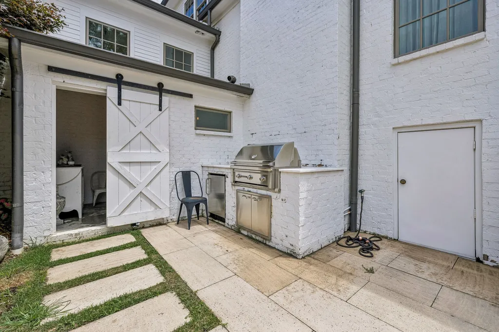 3719 Woodmont Boulevard Nashville TN 37215