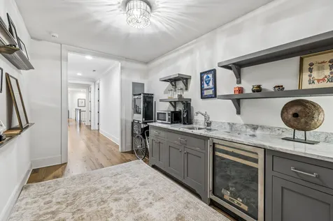 3719 Woodmont Boulevard Nashville TN 37215