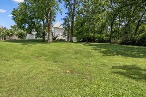 3719 Woodmont Boulevard Nashville TN 37215