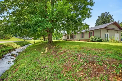 255 Sandy Road Dover TN 37058