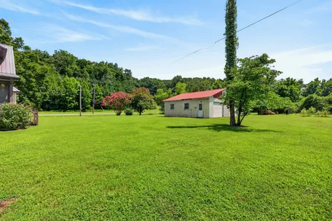 255 Sandy Road Dover TN 37058