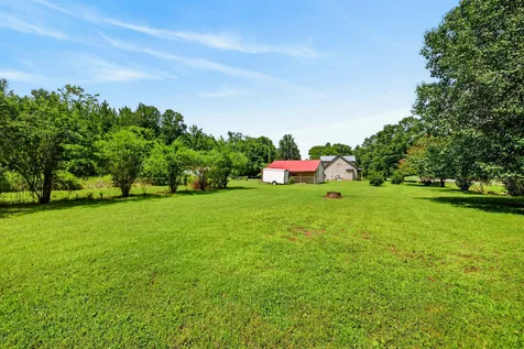 255 Sandy Road Dover TN 37058