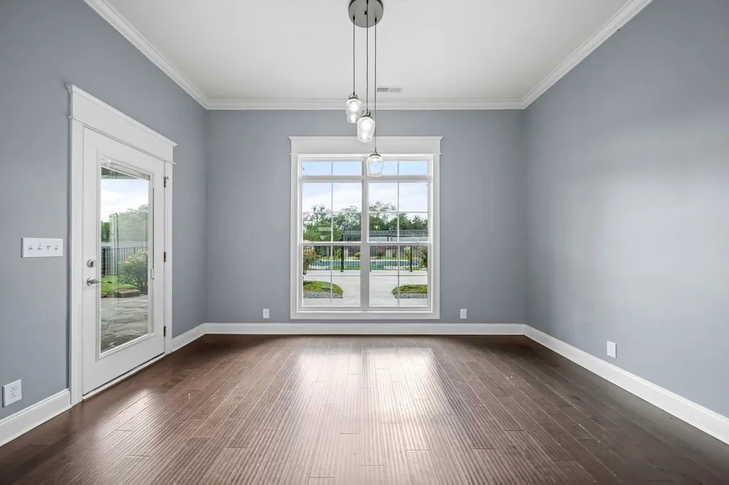 7566 Don Bruce Court Christiana TN 37037