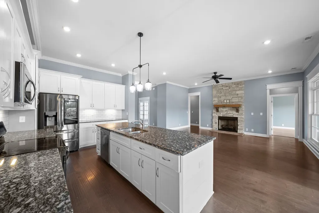 7566 Don Bruce Court Christiana TN 37037