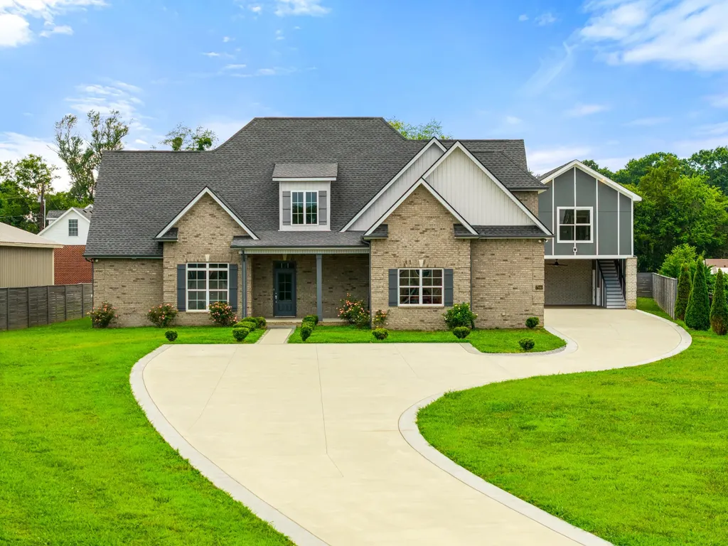 7566 Don Bruce Court Christiana TN 37037