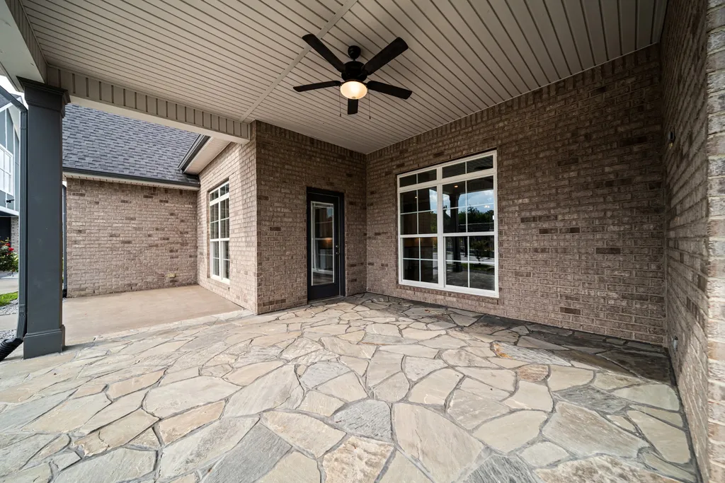 7566 Don Bruce Court Christiana TN 37037