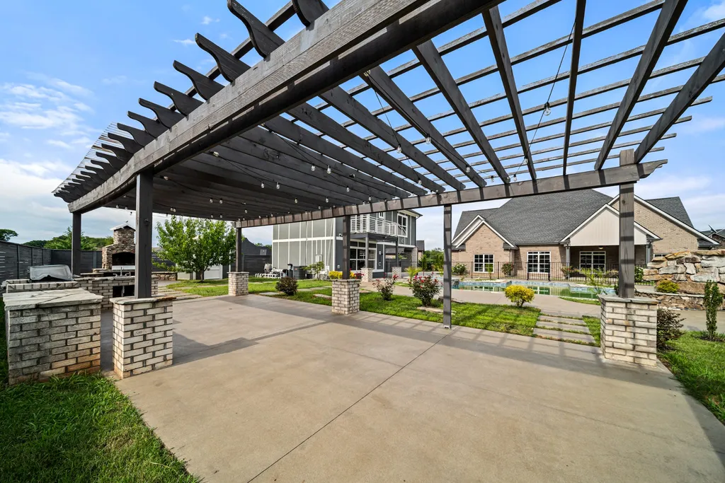 7566 Don Bruce Court Christiana TN 37037