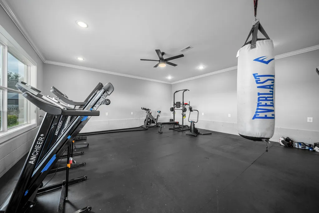 7566 Don Bruce Court Christiana TN 37037