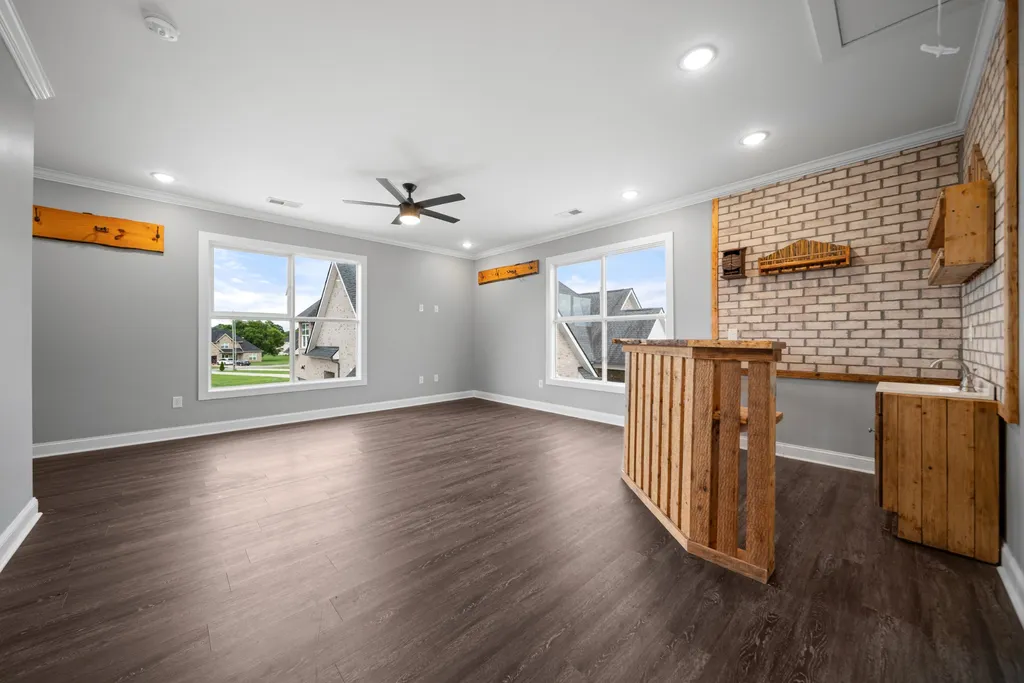 7566 Don Bruce Court Christiana TN 37037