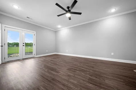 7566 Don Bruce Court Christiana TN 37037