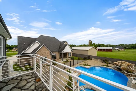7566 Don Bruce Court Christiana TN 37037