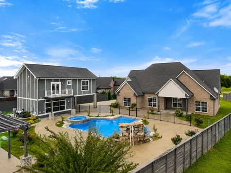 7566 Don Bruce Court Christiana TN 37037