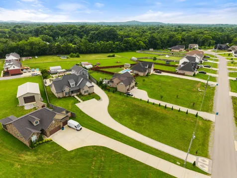 7566 Don Bruce Court Christiana TN 37037