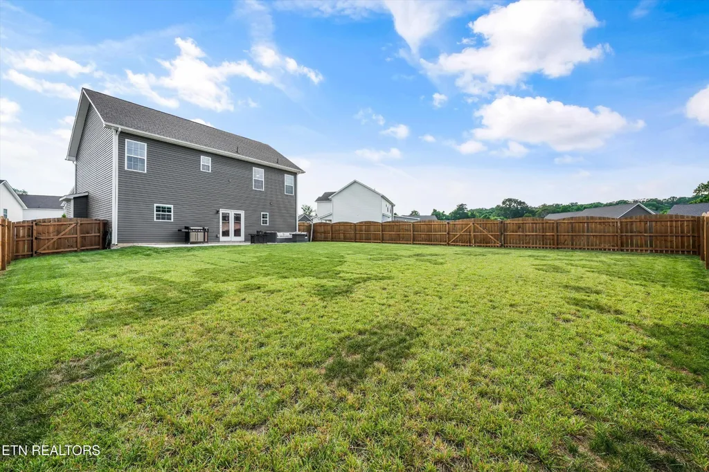 6008 Honeycrisp Road Knoxville TN 37931