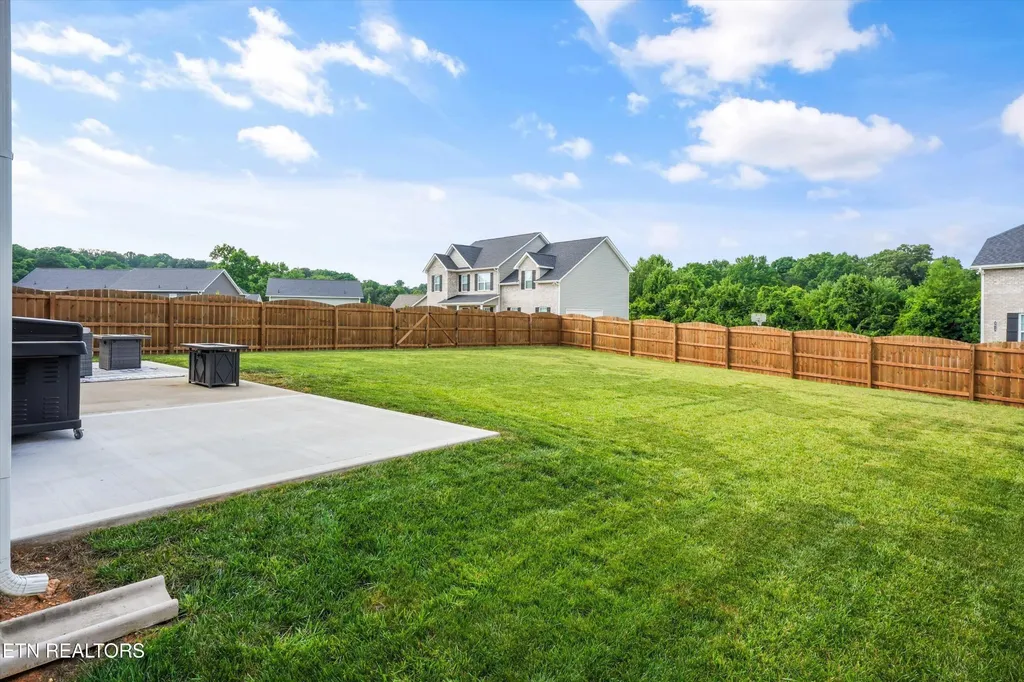 6008 Honeycrisp Road Knoxville TN 37931