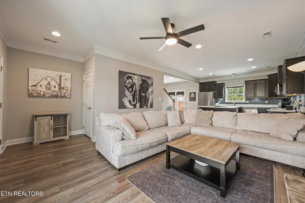 6008 Honeycrisp Road Knoxville TN 37931