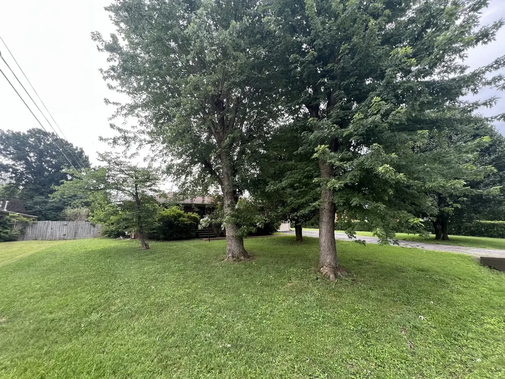 5 Richmond Drive Clarksville TN 37042