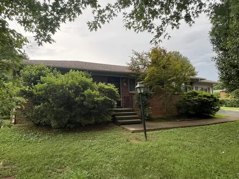 5 Richmond Drive Clarksville TN 37042