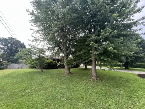 5 Richmond Drive Clarksville TN 37042