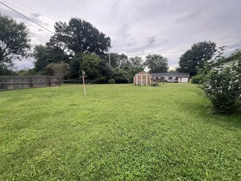 5 Richmond Drive Clarksville TN 37042