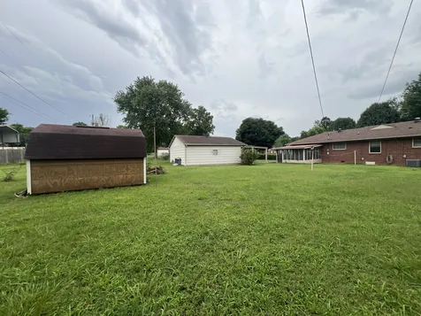 5 Richmond Drive Clarksville TN 37042