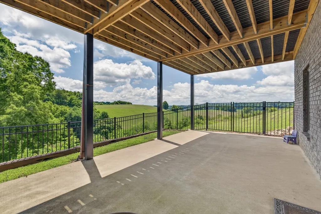 663 Lake Haven Drive Tullahoma TN 37388