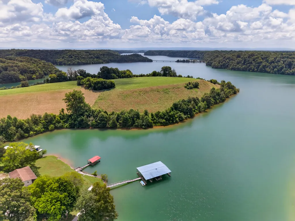 663 Lake Haven Drive Tullahoma TN 37388