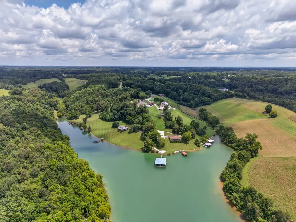 663 Lake Haven Drive Tullahoma TN 37388