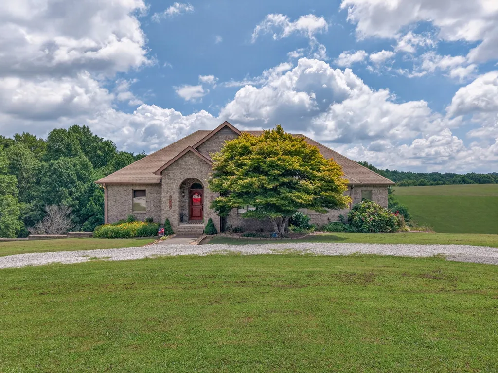 663 Lake Haven Drive Tullahoma TN 37388