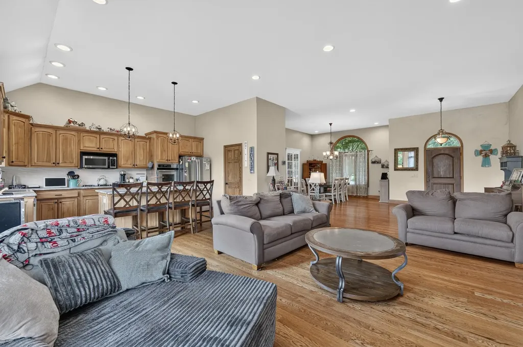 663 Lake Haven Drive Tullahoma TN 37388