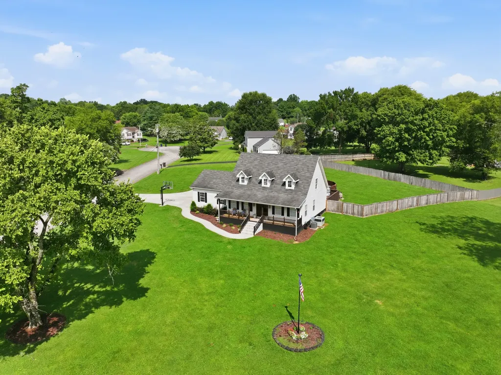 1504 Bradshaw Drive Columbia TN 38401