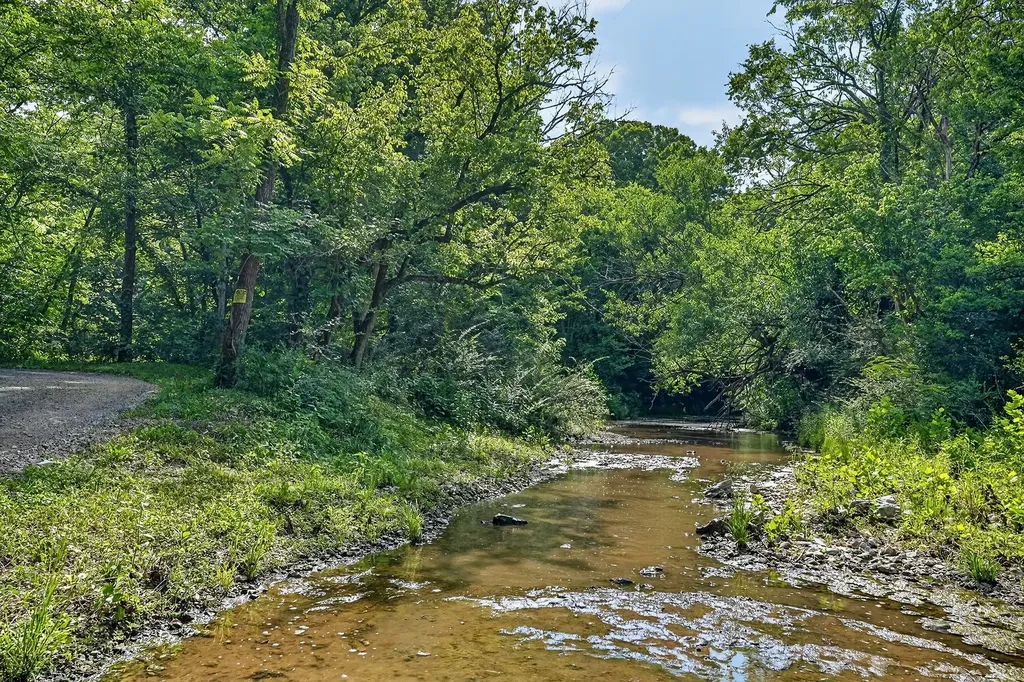2926 Bryant Ridge Road Baxter TN 38544