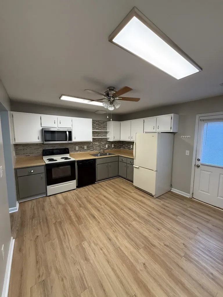 159 Anderson Lane Hendersonville TN 37075