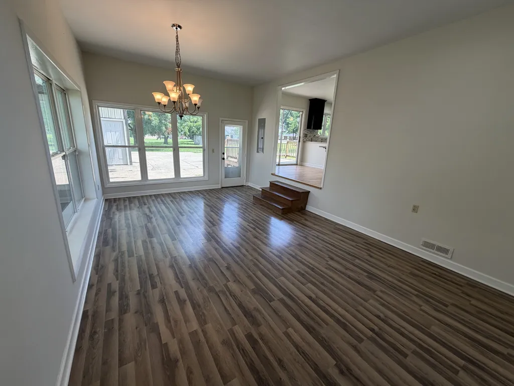 1009 Due West Circle Lafayette TN 37083