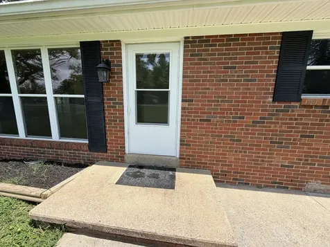 1009 Due West Circle Lafayette TN 37083