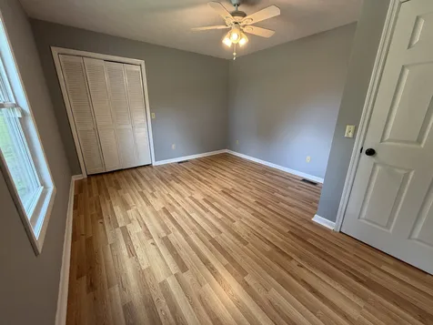 1009 Due West Circle Lafayette TN 37083