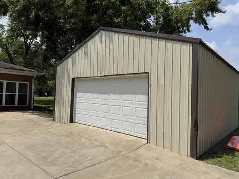 1009 Due West Circle Lafayette TN 37083