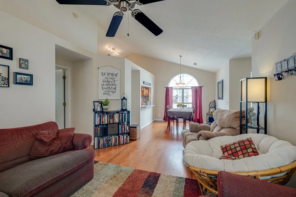 4002 Farmingham Woods Drive Hermitage TN 37076