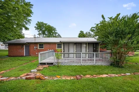 1115 Patrick Street Cookeville TN 38501
