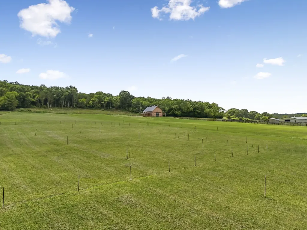 7010 Giles Hill Road College Grove TN 37046