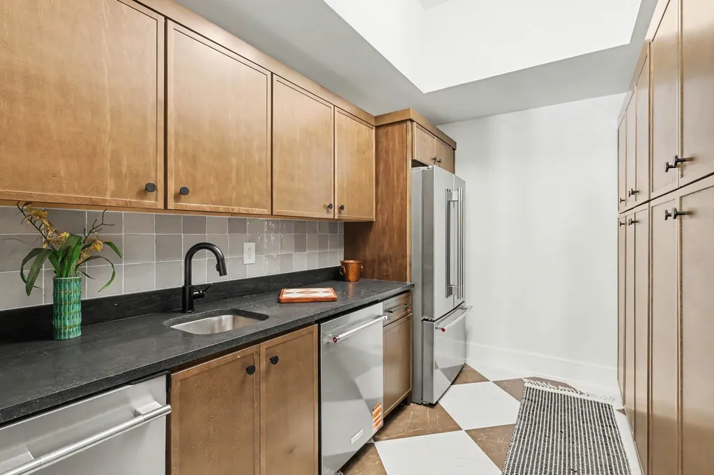 535A Moore Avenue Nashville TN 37203