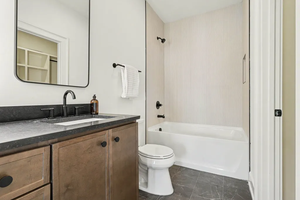 535A Moore Avenue Nashville TN 37203